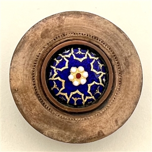 An 18th c. enamel set in copper button.