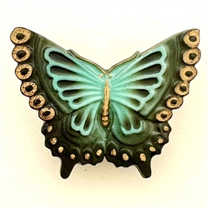 Large realistic Arita porcelain butterfly button.