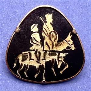 Damascene button of figures on horseback.