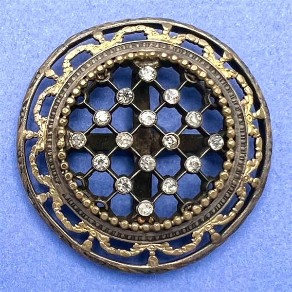 A 19th c. beautiful button with pastes.