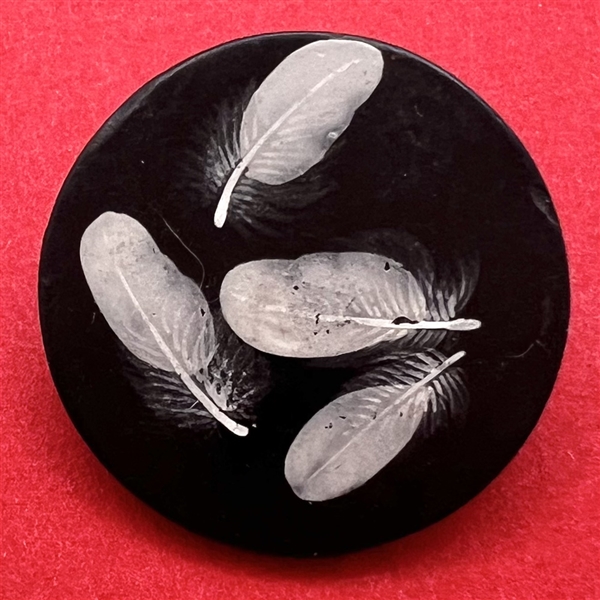 Late 18th c. painted lacquer button of four feathers.