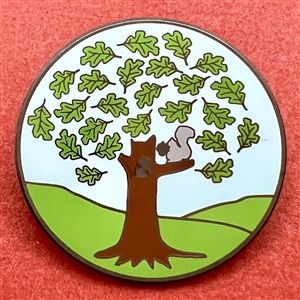 Show favor button from Iowa State Button Society of squirrel in a tree.