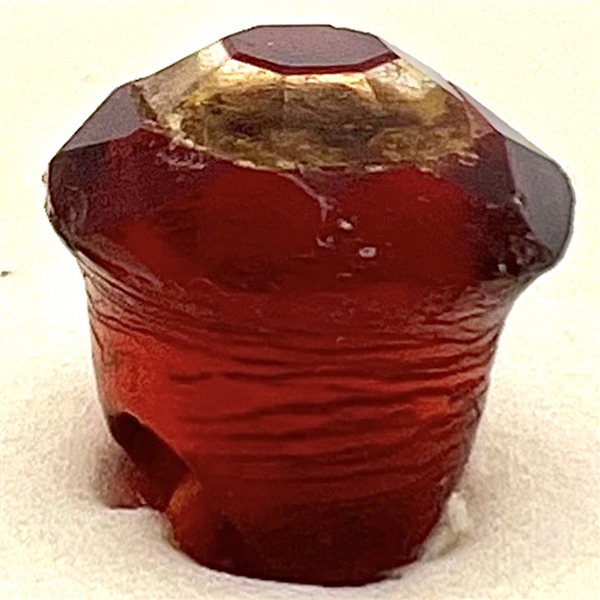 VERY RARE bell shaped ruby tingue.