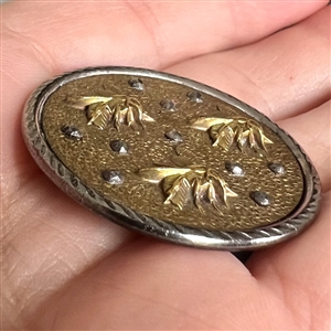 Steel cup button of “three bees.