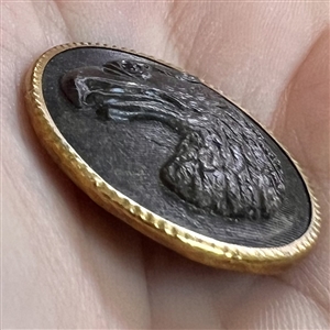 French sporting horn button of an eagle.