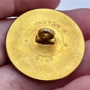 Triple gilded brass T. Gosden hunt club button with rabbit.