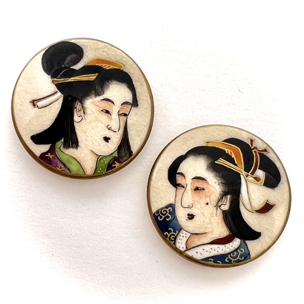 Two satsuma buttons of Japanese women.