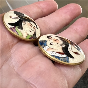 Two satsuma buttons of Japanese women.