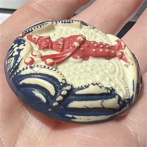 EXTREMELY RARE Vintage plastic “Diamond D button of a clown with balloons