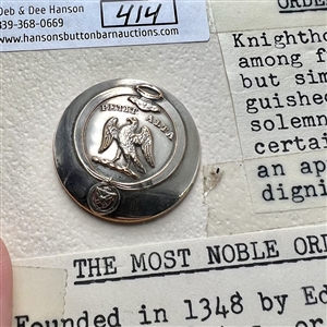 Card of 6 buttons - Livery and Uniform including Orders of Distinction.