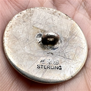 Hallmarked sterling silver Livery coat of arms button. 