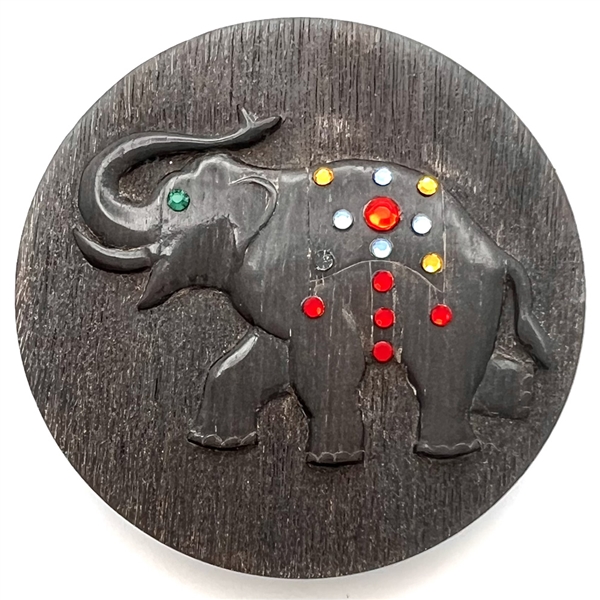 Extra large Leo Crabtree studio button of an elephant.