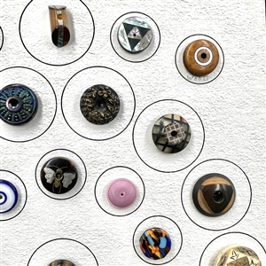 Card thirty five whistle hole buttons (except for jade button.)