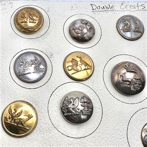Card of 15 Livery double crest buttons.