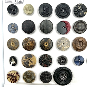 Card of 61 composition buttons.