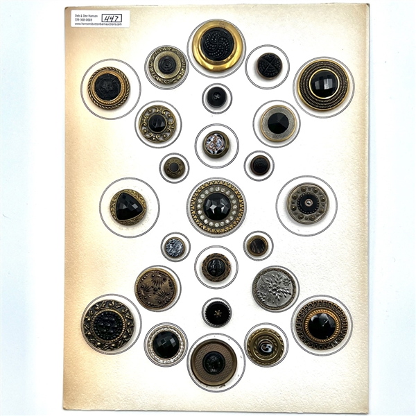 Card of 25 black glass in metal buttons.