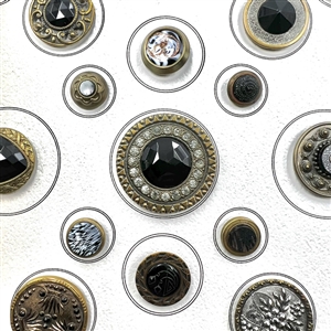 Card of 25 black glass in metal buttons.